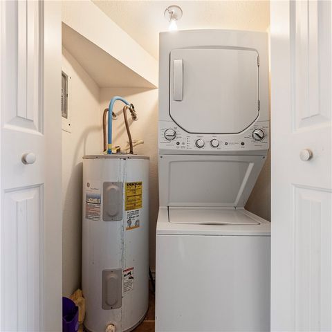 4141 Whiteley Drive Unit 405, Corpus Christi, TX 78418