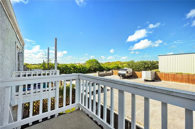 4141 Whiteley Drive Unit 405, Corpus Christi, TX 78418