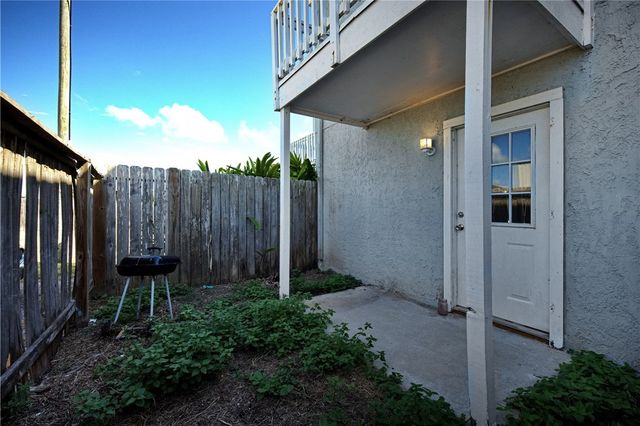 4141 Whiteley Drive Unit 405, Corpus Christi, TX 78418