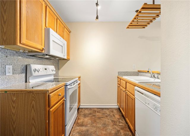 4141 Whiteley Drive Unit 405, Corpus Christi, TX 78418