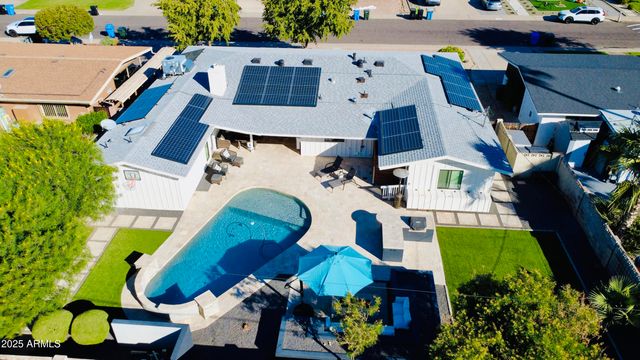 1021 E PALMAIRE Avenue, Phoenix, AZ 85020