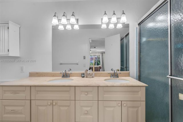 3671 NW 98th Ter, Coral Springs, FL 33065