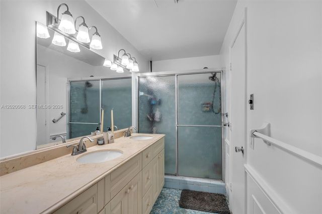 3671 NW 98th Ter, Coral Springs, FL 33065