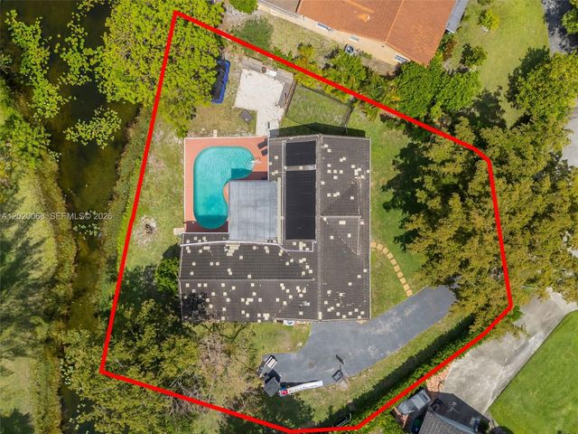 3671 NW 98th Ter, Coral Springs, FL 33065