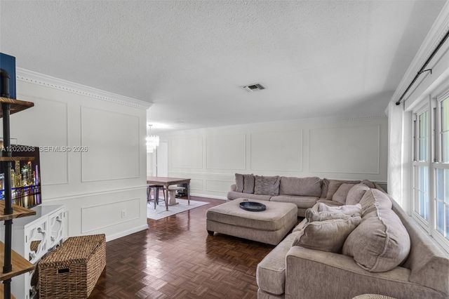 3671 NW 98th Ter, Coral Springs, FL 33065