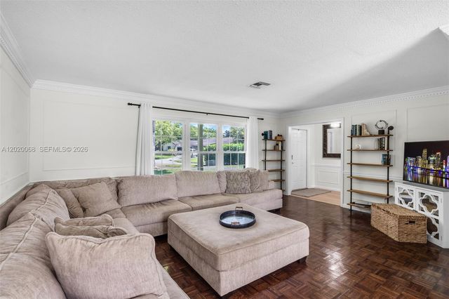 3671 NW 98th Ter, Coral Springs, FL 33065