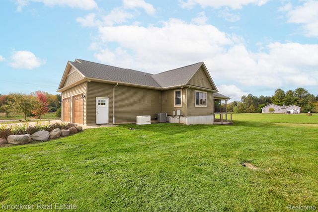 9351 Lange Road, Birch Run Township, MI 48415