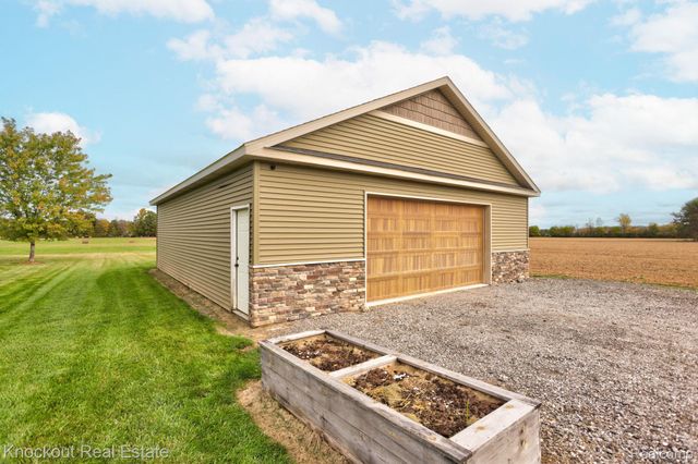 9351 Lange Road, Birch Run Township, MI 48415