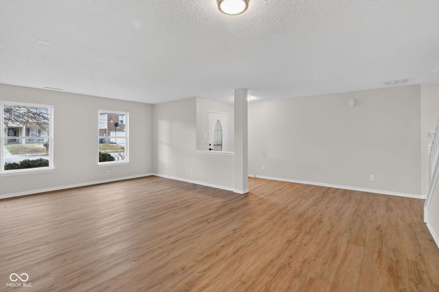 12414 Bearsdale Drive, Indianapolis, IN 46235