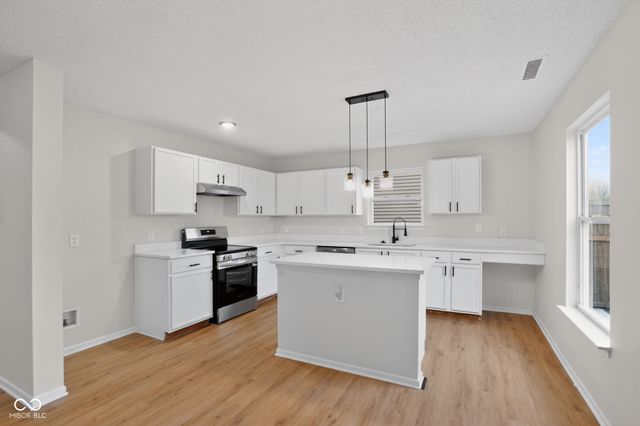 12414 Bearsdale Drive, Indianapolis, IN 46235