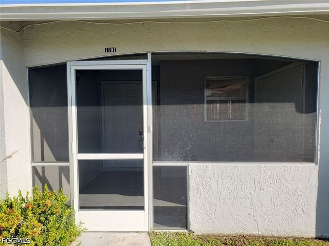 1103 SW 48th TER, Cape Coral, FL 33914