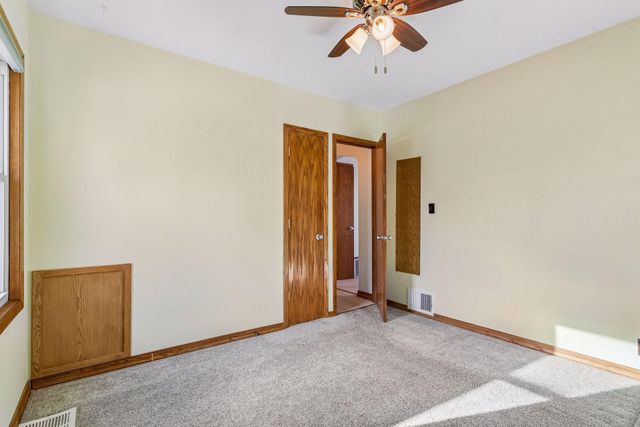 4009 45th Avenue S, Minneapolis, MN 55406