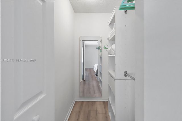 313 Knotty Pine Cir A-2, Green Acres, FL 33463