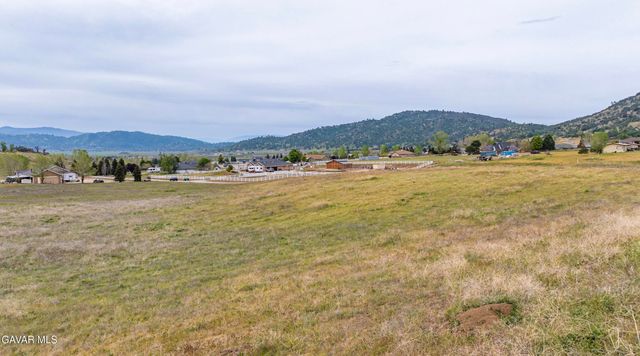Harness Dr Drive, Tehachapi, CA 93561