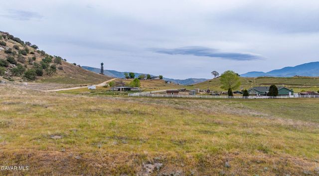Harness Dr Drive, Tehachapi, CA 93561