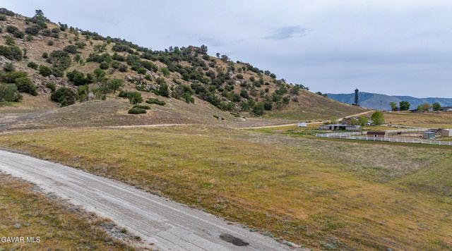 Harness Dr Drive, Tehachapi, CA 93561