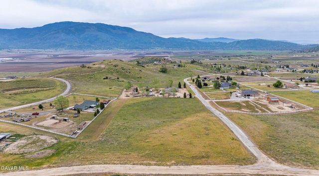Harness Dr Drive, Tehachapi, CA 93561