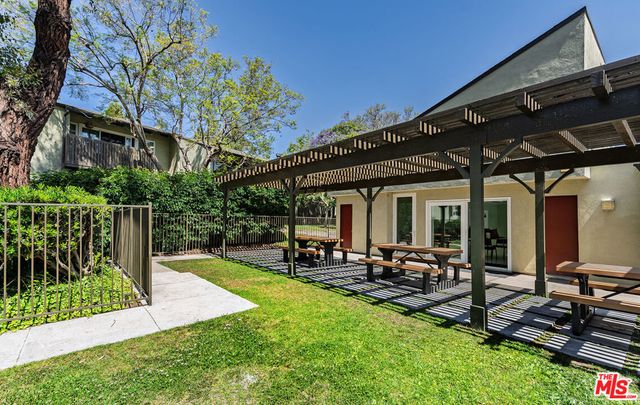 4931 Indian Wood Road 357, Culver City, CA 90230