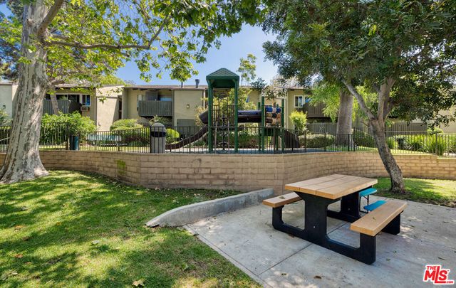 4931 Indian Wood Road 357, Culver City, CA 90230