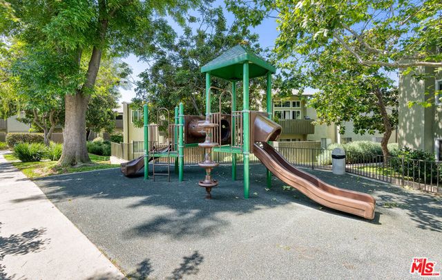 4931 Indian Wood Road 357, Culver City, CA 90230