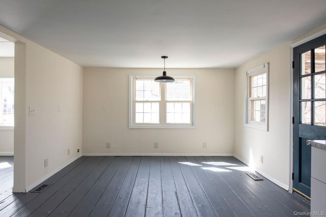 84 Montgomery Street, Tivoli, NY 12583