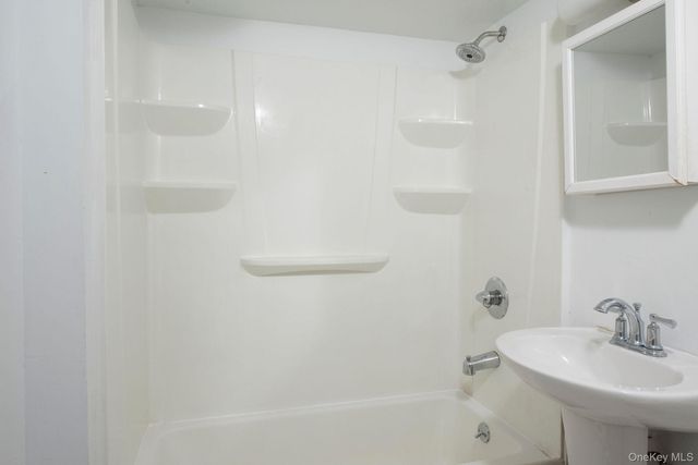 84 Montgomery Street, Tivoli, NY 12583