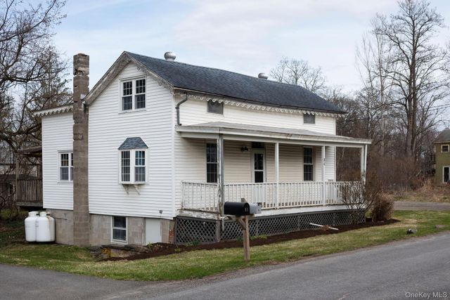 84 Montgomery Street, Tivoli, NY 12583