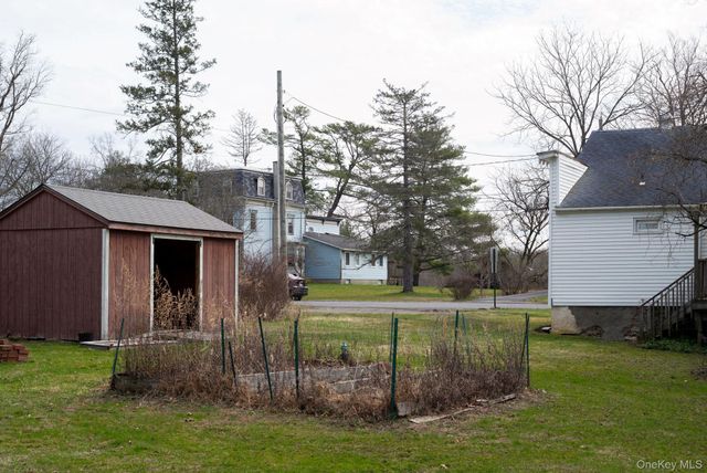 84 Montgomery Street, Tivoli, NY 12583