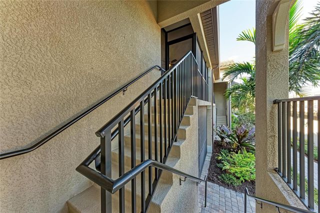 5684 PALMER CIRCLE 204, Bradenton, FL 34211