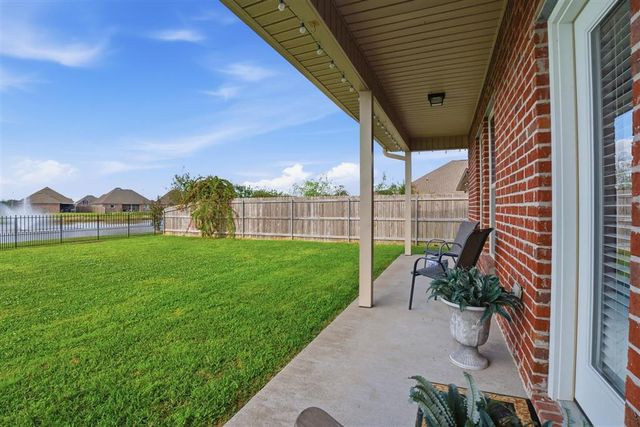 2065 Orleans Run Drive, Lake Charles, LA 70611