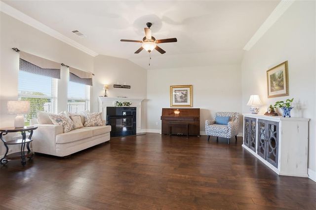 2065 Orleans Run Drive, Lake Charles, LA 70611