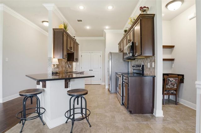 2065 Orleans Run Drive, Lake Charles, LA 70611