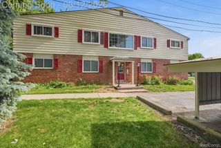 701 W Maple Road, Clawson, MI 48017