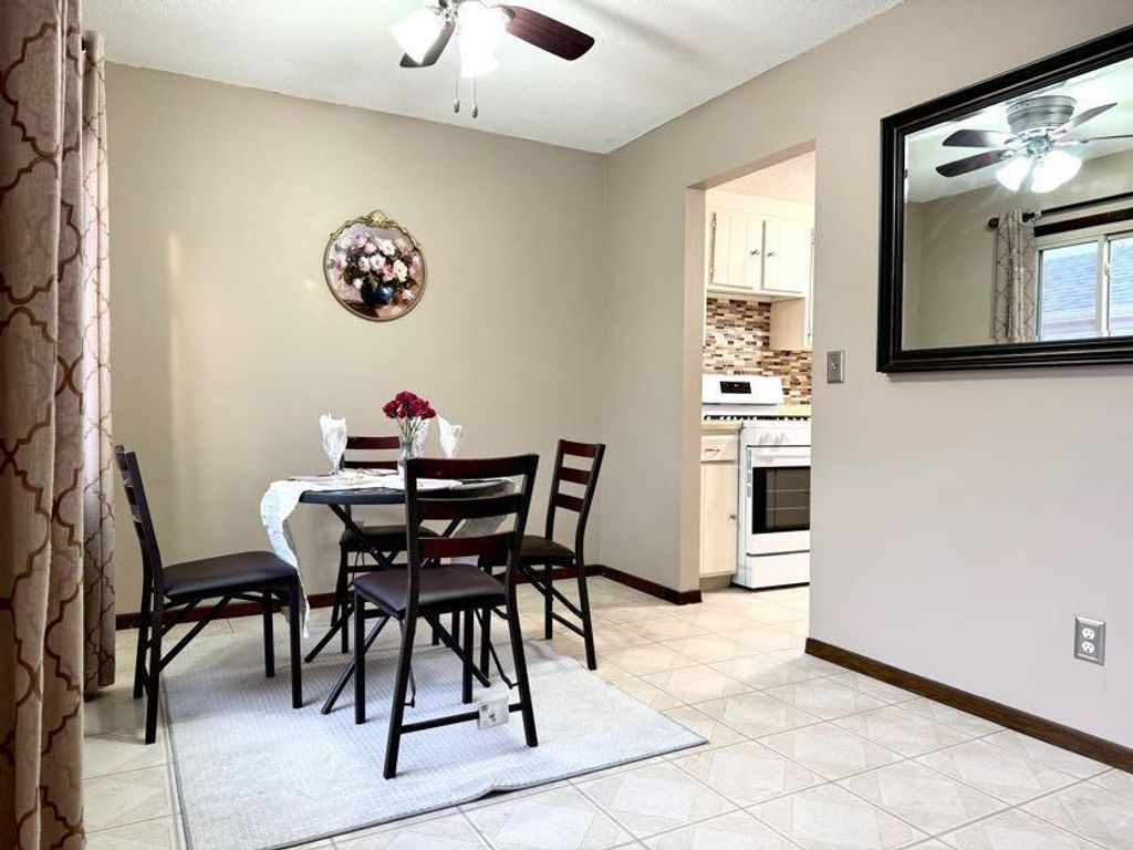 7608 Hampshire Avenue N, Brooklyn Park, MN 55428 — photo 5