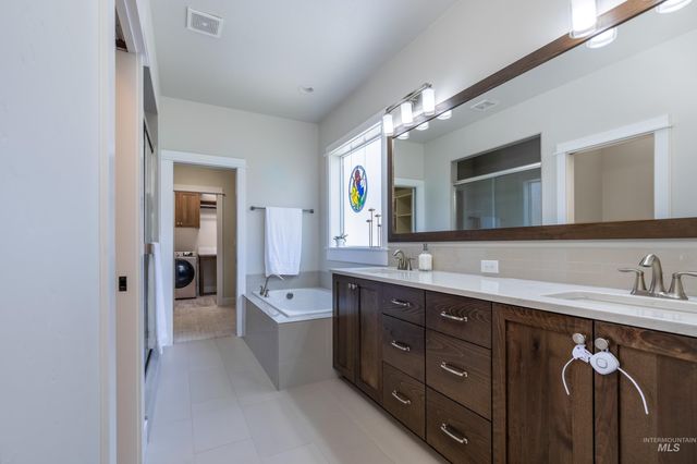2641 N Whitebird Place, Meridian, ID 83646