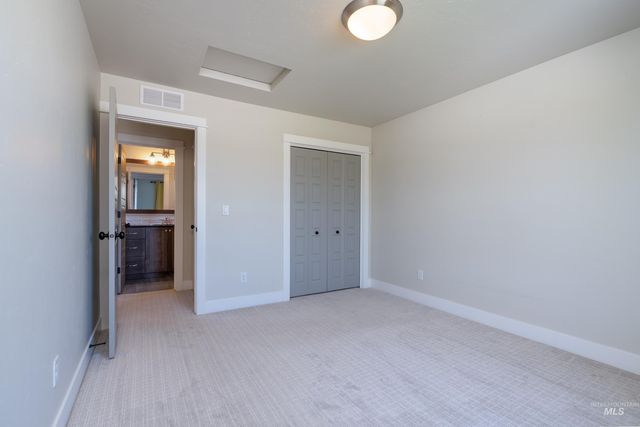 2641 N Whitebird Place, Meridian, ID 83646