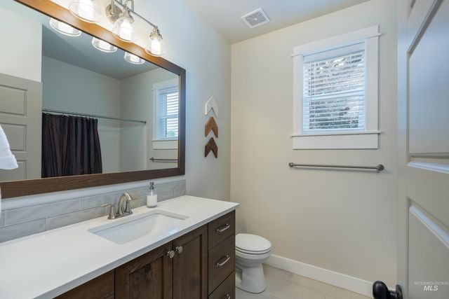 2641 N Whitebird Place, Meridian, ID 83646