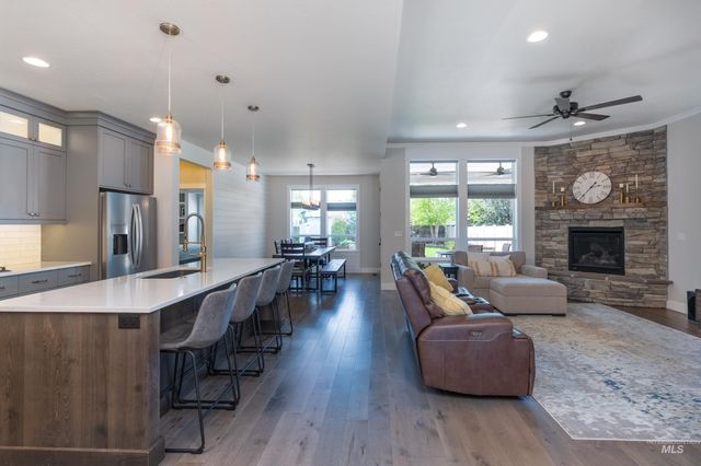 2641 N Whitebird Place, Meridian, ID 83646