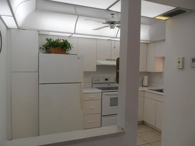 681 S Hollybrook Drive 105, Pembroke Pines, FL 33025