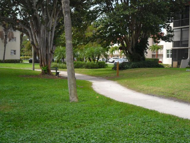 681 S Hollybrook Drive 105, Pembroke Pines, FL 33025