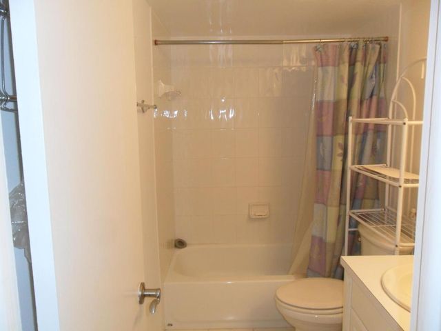 681 S Hollybrook Drive 105, Pembroke Pines, FL 33025