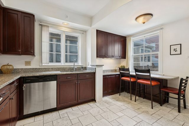 5807 N Bernard Street, Chicago, IL 60659