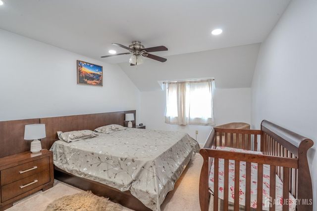 1088 Schmidt Lane, North Brunswick, NJ 08902