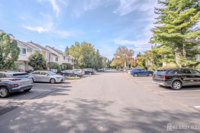 1088 Schmidt Lane, North Brunswick, NJ 08902