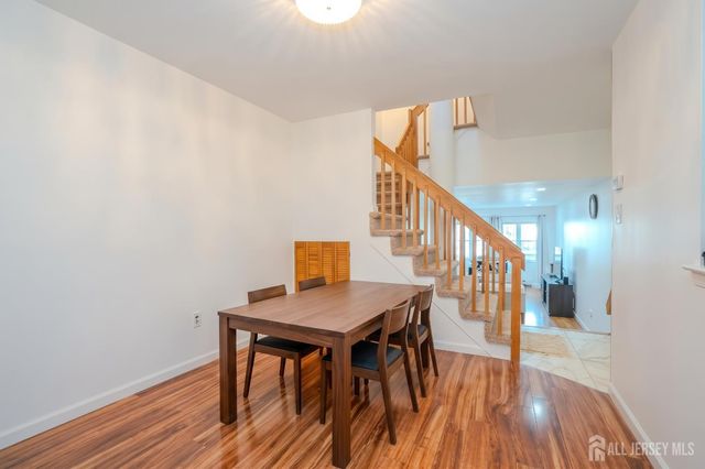 1088 Schmidt Lane, North Brunswick, NJ 08902