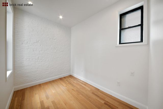 18-60 Flushing Avenue, New York City, NY 11385