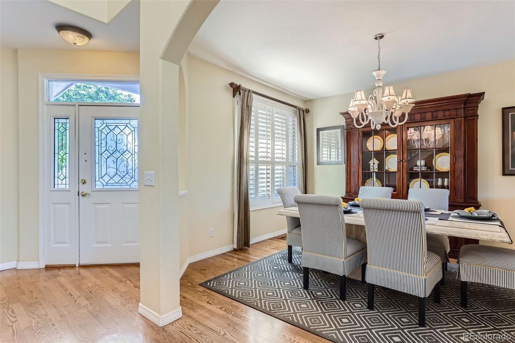 Image 11 of property listing at 9853 Greensview Circle, Lone Tree, CO 80124