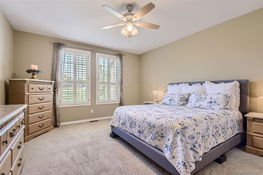 Image 16 of property listing at 9853 Greensview Circle, Lone Tree, CO 80124