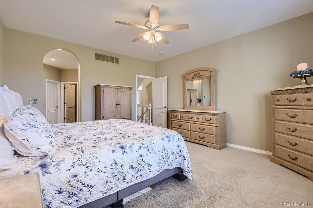 Image 17 of property listing at 9853 Greensview Circle, Lone Tree, CO 80124