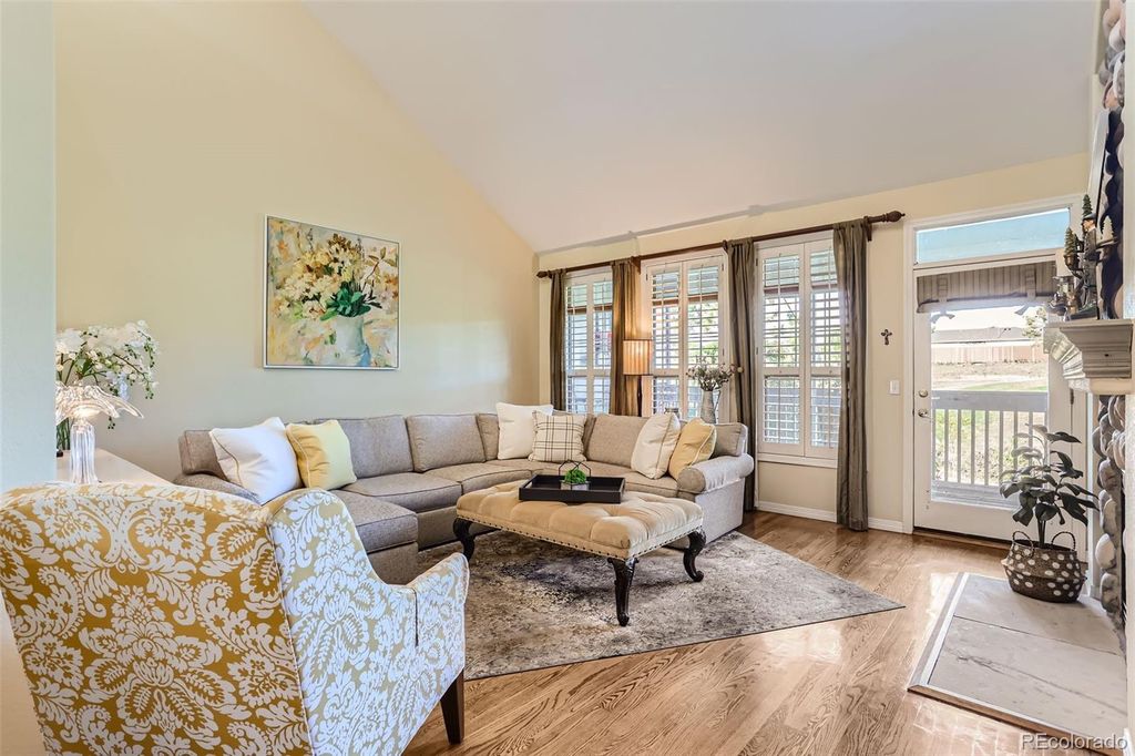 Image 6 of property listing at 9853 Greensview Circle, Lone Tree, CO 80124